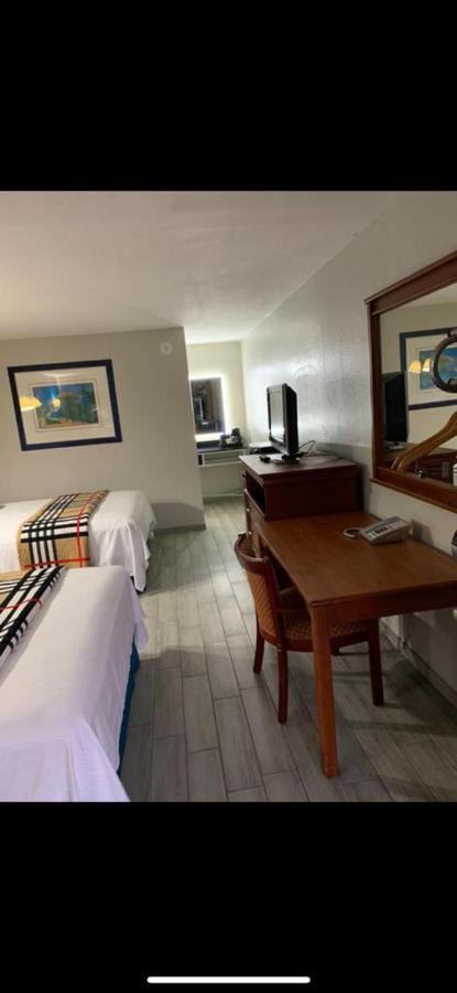 Rodeway Inn Lake Wales Ngoại thất bức ảnh